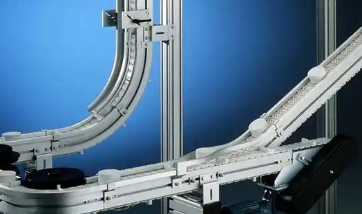 柔性鏈板輸送線(xiàn)有什么核心優(yōu)勢?