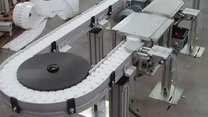 柔性鏈板輸送線(xiàn)的日常維護有哪些注意事項?